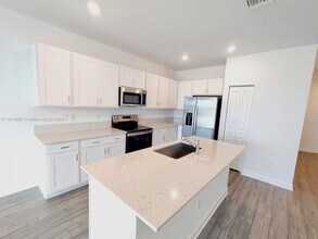 659 SE Lk Fls St in Port St. Lucie, FL - Building Photo - Building Photo