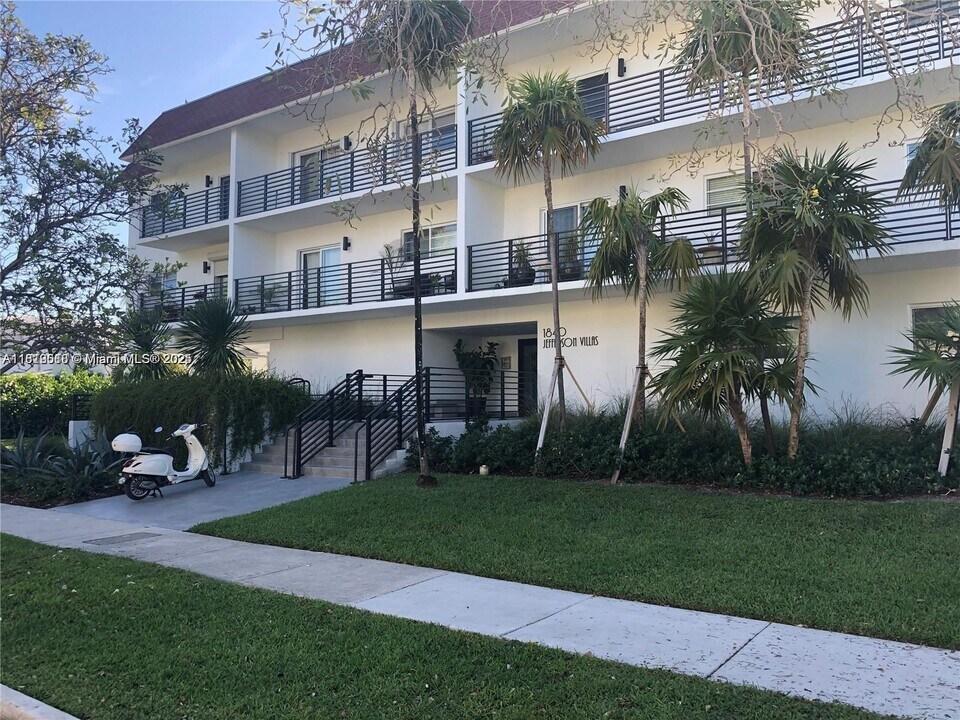 1840 Jefferson Ave in Miami Beach, FL - Building Photo