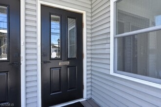 383 Lafayette Ave in Hawthorne, NJ - Building Photo - Building Photo