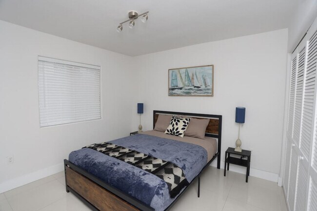 1375 SW 6th St in Miami, FL - Building Photo - Building Photo