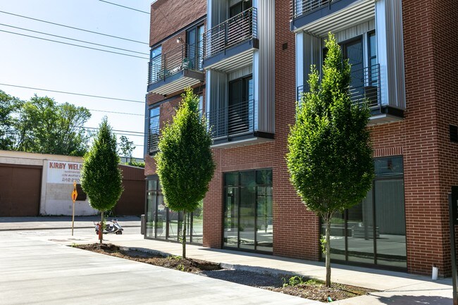 Six10 Merritt in Nashville, TN - Building Photo - Building Photo