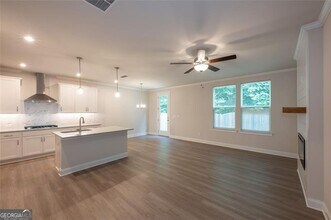 717 Stickley Oak Way in Woodstock, GA - Building Photo - Building Photo