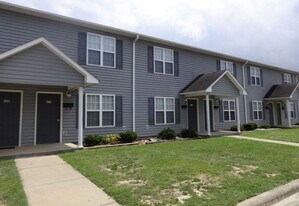 935 Pedro Dr in Fayetteville, NC - Building Photo