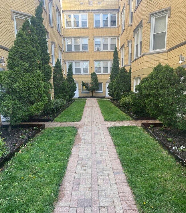 Kedvale Systems in Chicago, IL - Building Photo - Building Photo