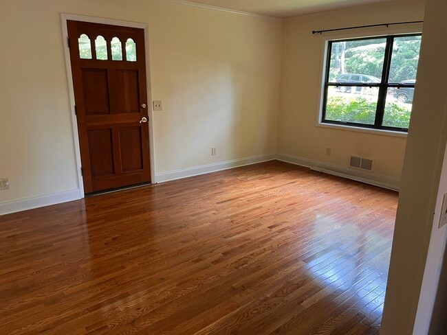 1405 Southland Vista Ct NE in Atlanta, GA - Foto de edificio - Building Photo