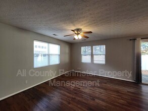 402 Chatooga Ln in Woodstock, GA - Building Photo - Building Photo