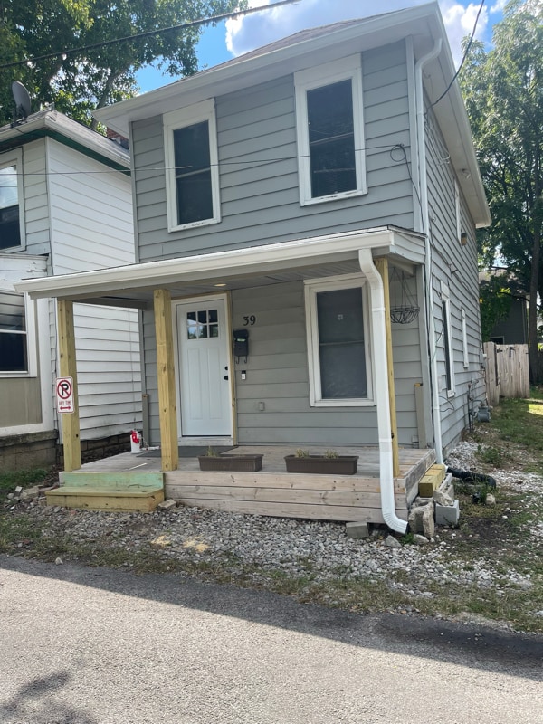 property at 39 W Ramlow Alley