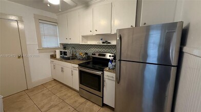 2153 SW 14th Terrace in Miami, FL - Building Photo - Building Photo