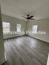 72 S Pine St in Bridgeton, NJ - Building Photo - Building Photo