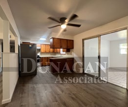 1202 W Ash St in Carlsbad, NM - Building Photo - Building Photo
