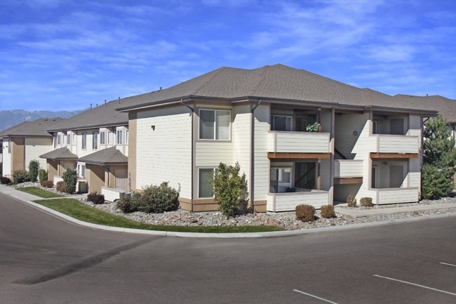 Fountain Ridge South Apartments in Fountain, CO - Foto de edificio - Building Photo