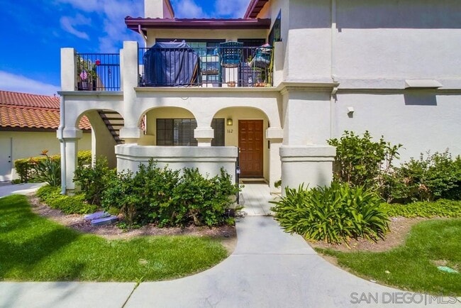 4175 Porte De Merano in San Diego, CA - Building Photo - Building Photo