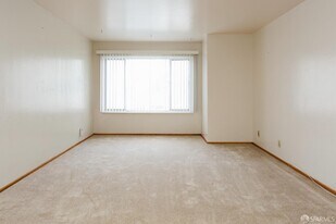 322 2nd Ave in San Francisco, CA - Building Photo