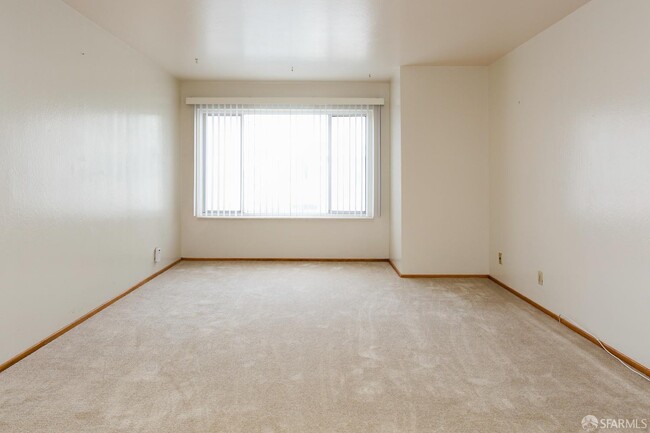 322 2nd Ave