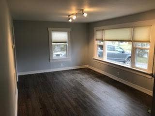 2412 E Lakeview Dr in Johnson City, TN - Building Photo - Building Photo