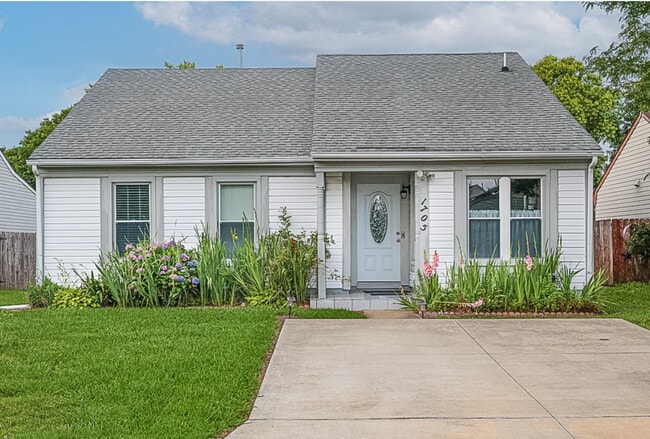 property at 1705 Maryus Ct