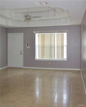 2004 W Western Dr in Edinburg, TX - Building Photo - Building Photo