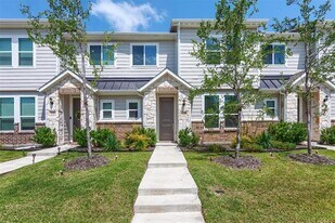 1328 Creekbank Dr in McKinney, TX - Building Photo