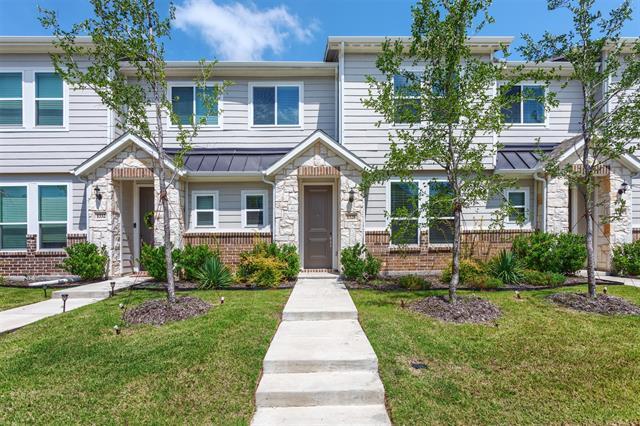 1328 Creekbank Dr in McKinney, TX - Foto de edificio