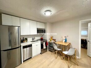 89 Hudson St, Unit 1 in Boston, MA - Building Photo - Building Photo