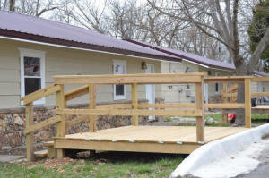 208 Locust St in Exeter, MO - Building Photo - Building Photo