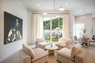 126 Sunset Cove Ln in Palm Beach Gardens, FL - Foto de edificio - Building Photo