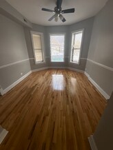 7314 S Kenwood Ave in Chicago, IL - Foto de edificio - Building Photo