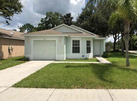 9801 Morris Glen Way in Tampa, FL - Building Photo