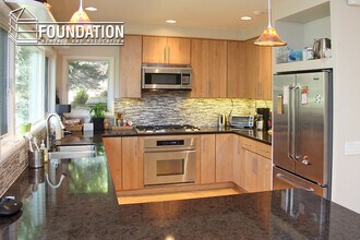 133 Tiburon Blvd in Mill Valley, CA - Building Photo - Building Photo