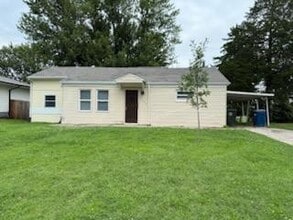 2715 Lucas St in Muscatine, IA - Building Photo - Building Photo