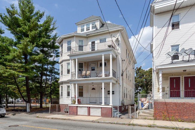 273-275 Orms St in Providence, RI - Building Photo - Building Photo