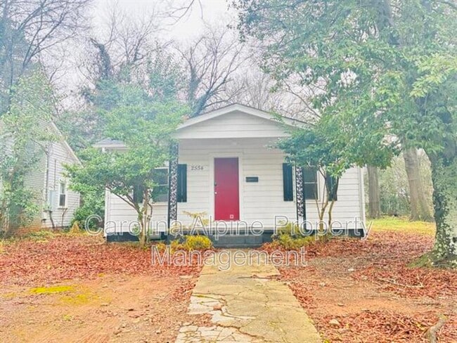 property at 2554 Hemphill St