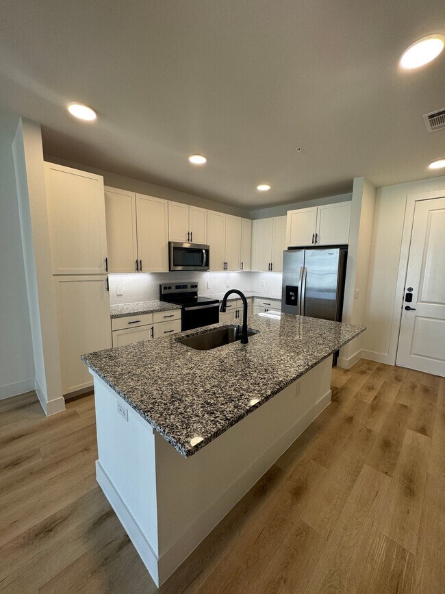 2343 Portman Ave, Unit 9101 in Fort Worth, TX - Foto de edificio - Building Photo