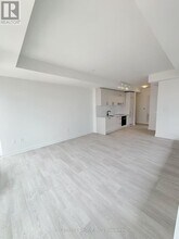 1 Quarrington Ln in Toronto, ON - Building Photo - Building Photo