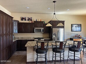 7316 Brays Landing Drive in El Paso, TX - Building Photo - Building Photo