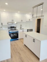 214 Manchester Av in Ottawa, ON - Building Photo - Building Photo