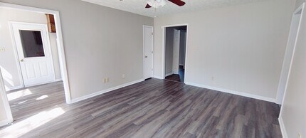 4501 Plainview Ct in Fayetteville, NC - Building Photo - Building Photo