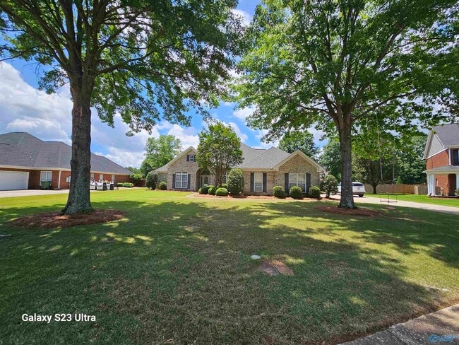 property at 3204 Ashlar Trail SE