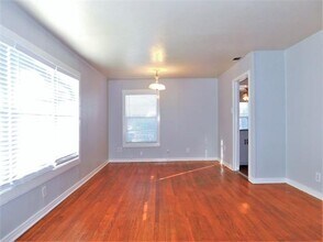 1124 Coit St in Denton, TX - Building Photo - Building Photo