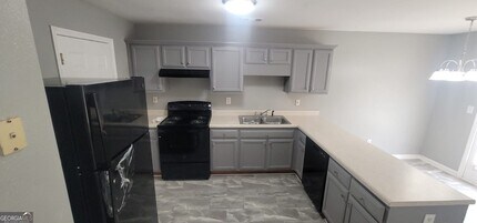 6004 Creekerton Blvd in Mcdonough, GA - Building Photo - Building Photo