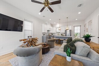 103 Steiner Oaks in Lafayette, LA - Building Photo - Building Photo