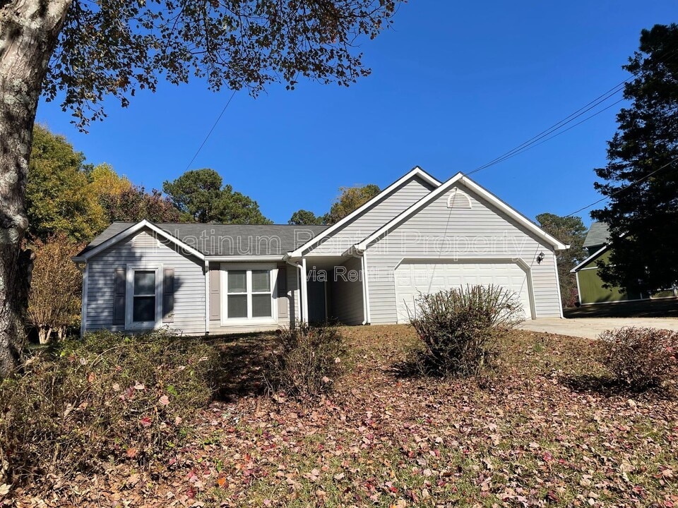 1630 Creek Crossing SE in Conyers, GA - Building Photo