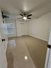 10356 SW 11th Terrace in Miami, FL - Building Photo - Building Photo