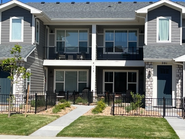 4115 N Park Dr, Unit 103 in Loveland, CO - Foto de edificio