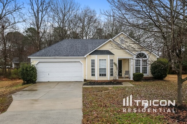 property at 2214 Coatsdale Ln