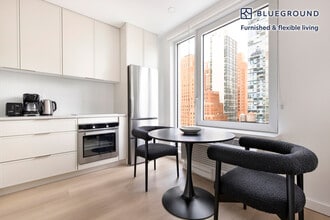 150 Lawrence St, Unit FL16-ID2213 in Brooklyn, NY - Foto de edificio - Building Photo