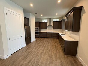 170 Bunker Rnch Blvd in Dripping Springs, TX - Building Photo - Building Photo