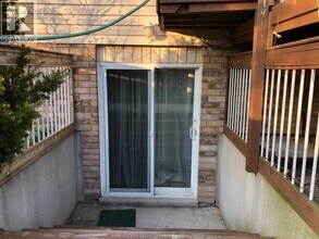 1535 Vollans St in Windsor, ON - Building Photo - Building Photo