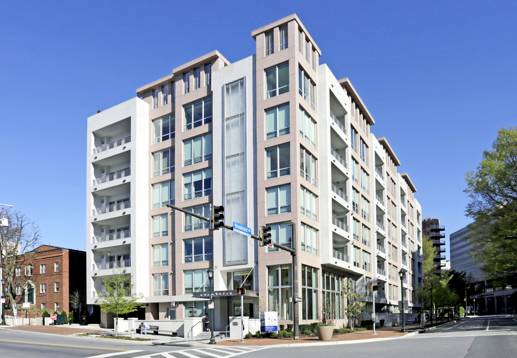 The Lauren Residences in Bethesda, MD - Building Photo