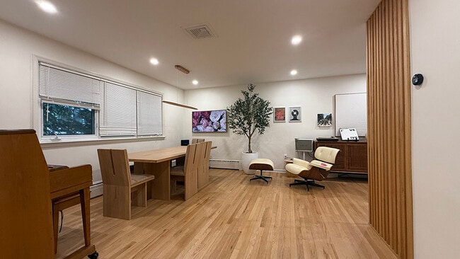 2 Rossett St in Englewood Cliffs, NJ - Building Photo - Building Photo